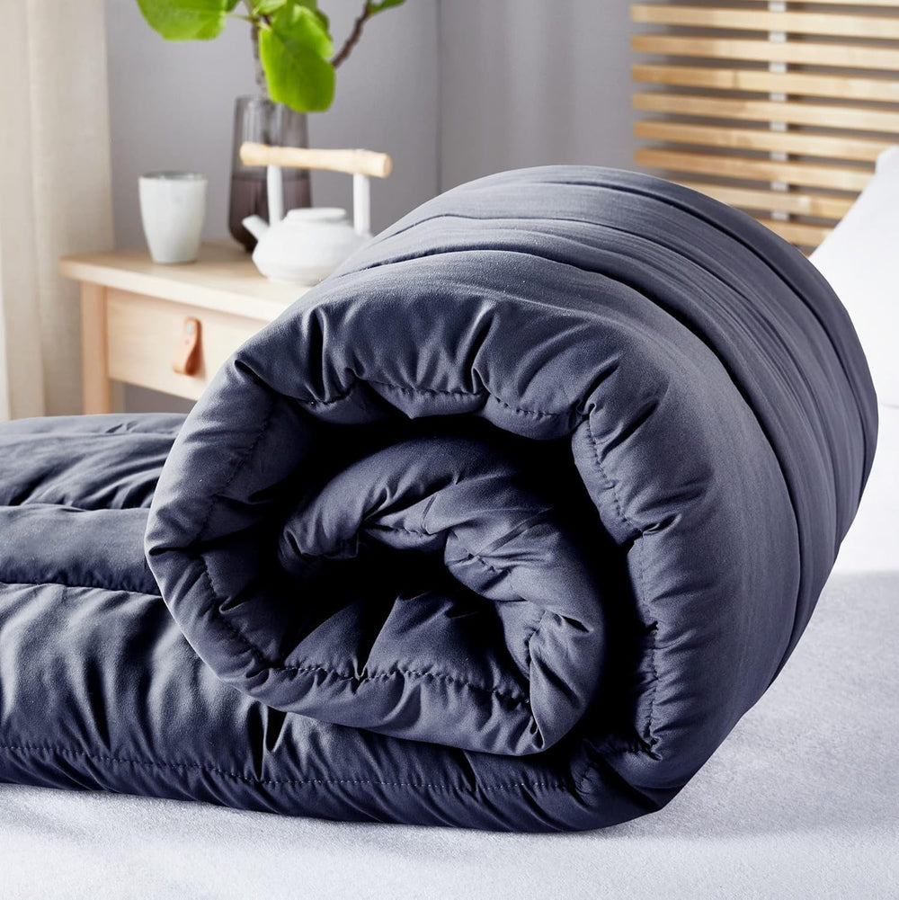 Pikolin Home - Couette réversible 300 G - Garnissage Nordique Bicolore - Pour lit 135 - Douillet, chaud, respirant, jaune moutarde, 220 X 220 Cm Couettes et couettes Naty Shop