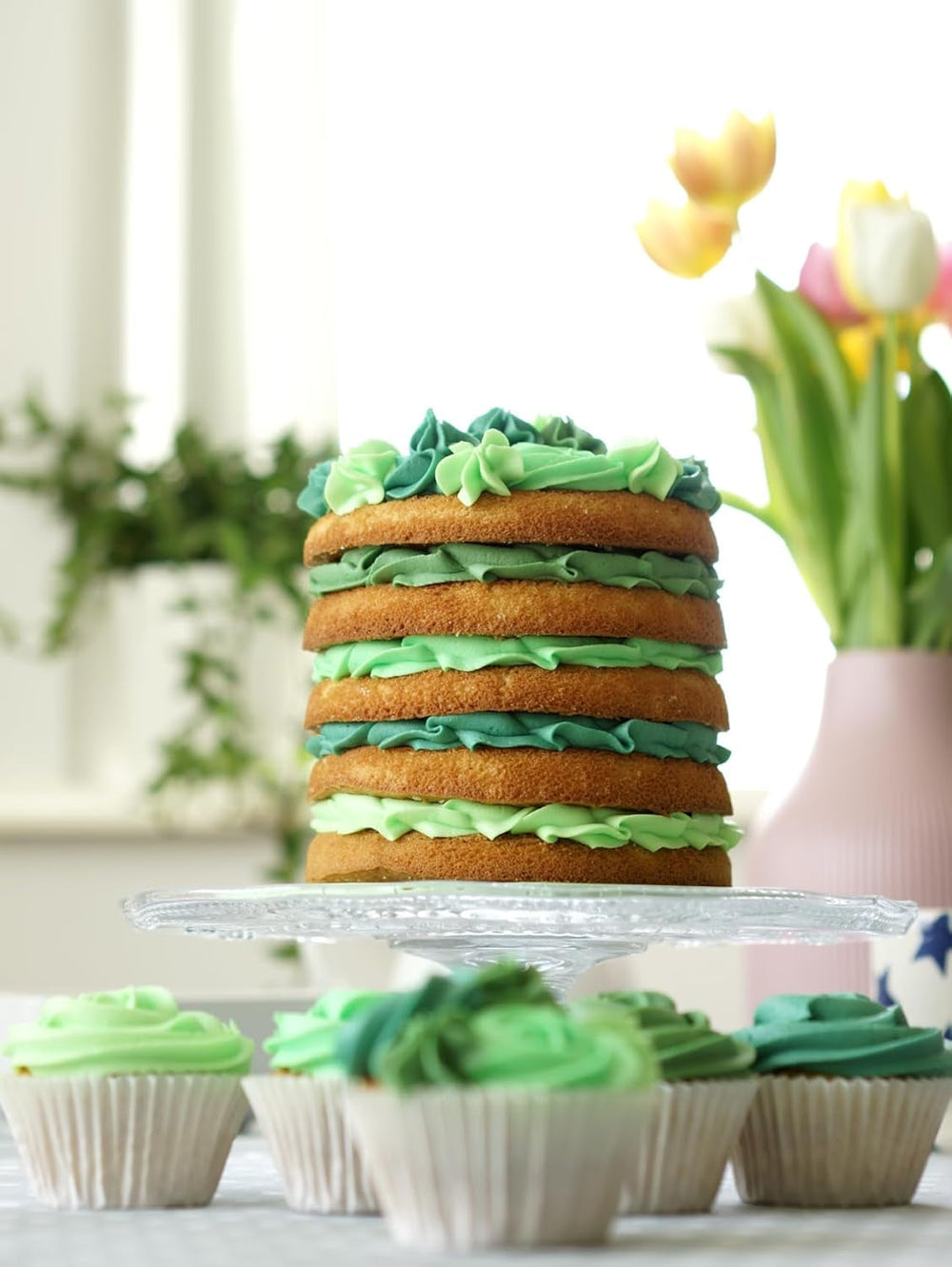 Sugarflair Pasta Colorant Alimentaire, Vert, Lot de 4, Colorant Alimentaire pour Pâtes, Fondant, Massepain, Pâte à Sucre, Crème au Beurre et Plus encore : Vert Ilex, Vert Printemps, Vert Épicéa, Vert Fête - Lot de 4