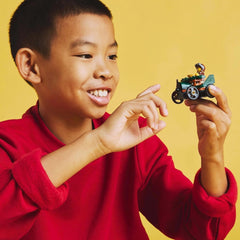 LEGO City Avion contre. Kit de voiture de course avec lit d'hôpital - Boîte à savon pour garçons et filles à partir de 5 ans - Jeu de construction avec 2 figurines - Cadeau d'anniversaire et de vacances 60459 Jeux de construction Besuche den LEGO-Store