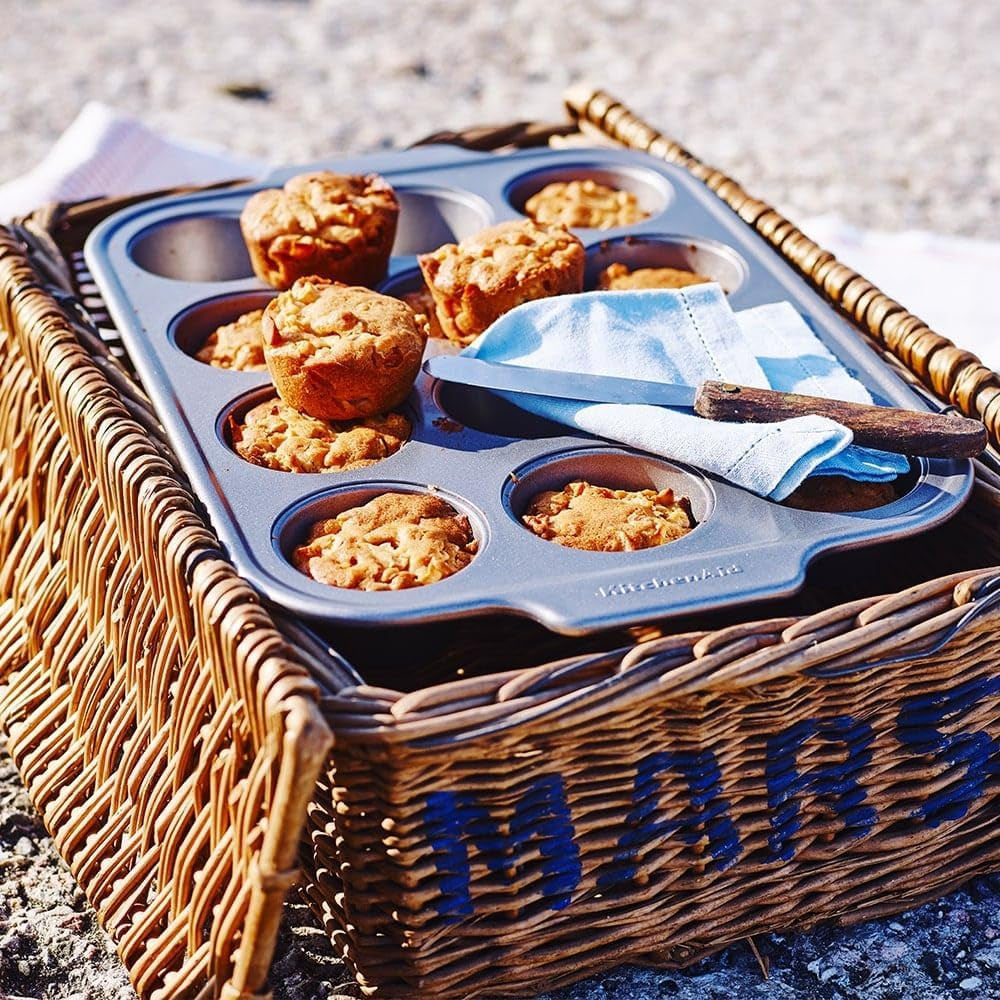 Plateau à muffins en acier aluminisé KitchenAid, antiadhésif, passe au four, passe au lave-vaisselle, gris Naty Shop