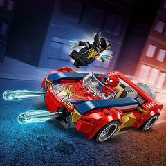LEGO | Marvel Spider-Man Auto vs. Venomized Wolverine - Superhelden Spielzeug mit Spielzeugauto - Konstruktionsspielzeug mit 2 Minifiguren und 2 Shooter - Geschenk für Jungen ab 7 Jahren - 76336
