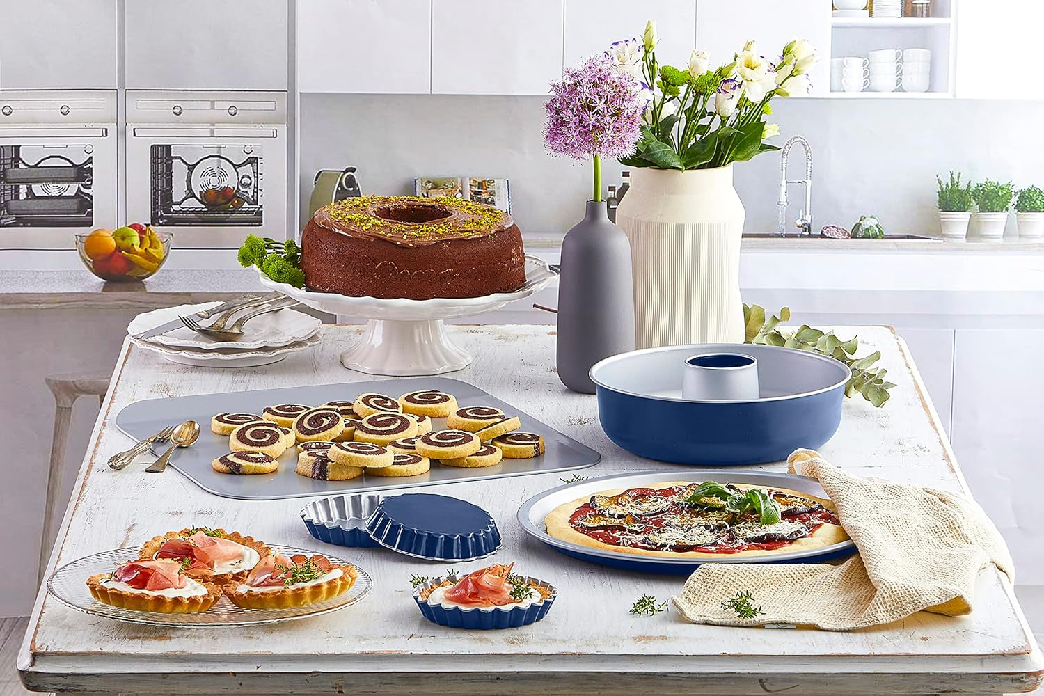 , XBake line, moule à pâtisserie pour 12 muffins, acier avec revêtement Moules et plaques à pâtisserie Naty Shop