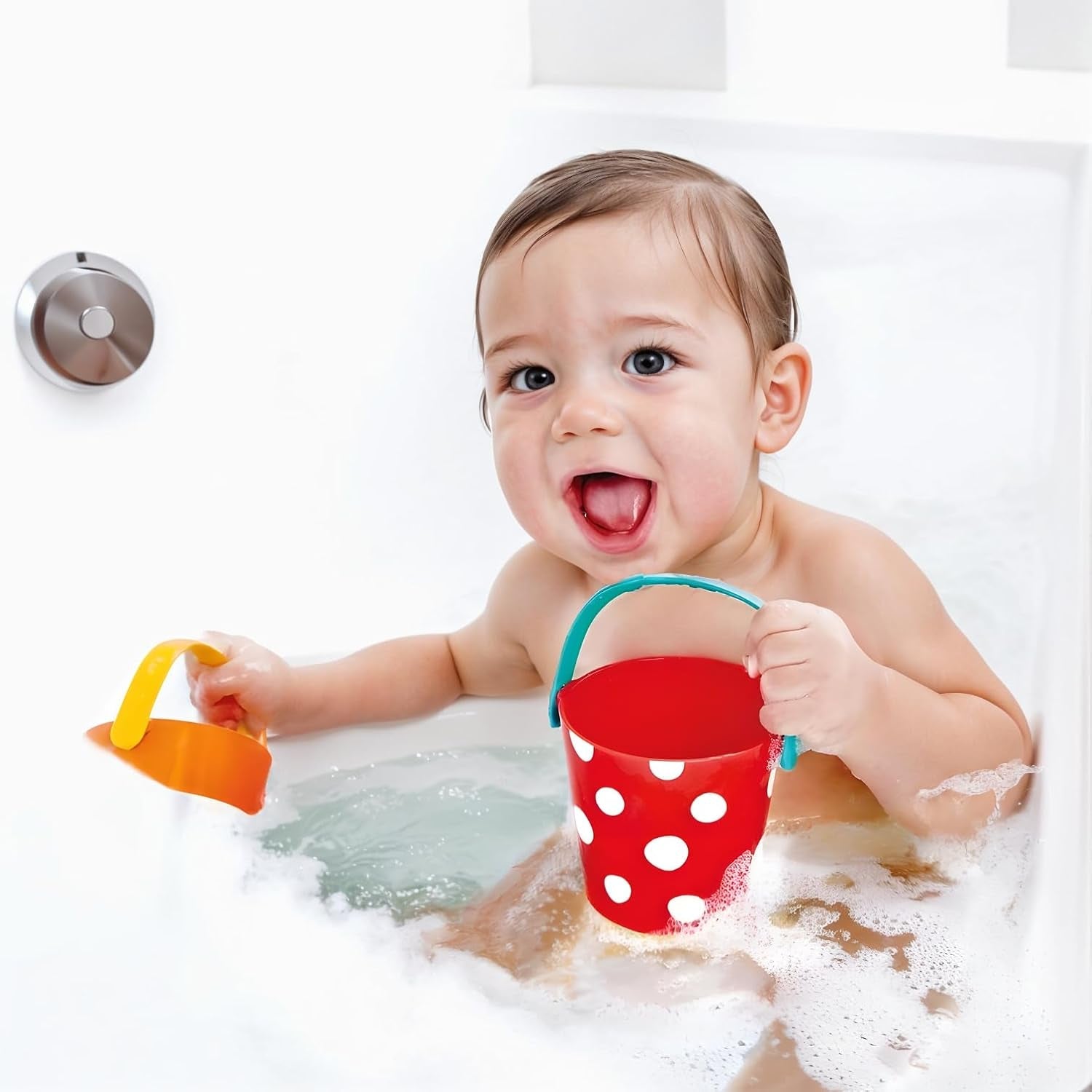 Hape Set găleată colorată | Jucărie de baie cu roată de apă din trei piese pentru copii mici, multicoloră Jucarii Bebe Naty Shop