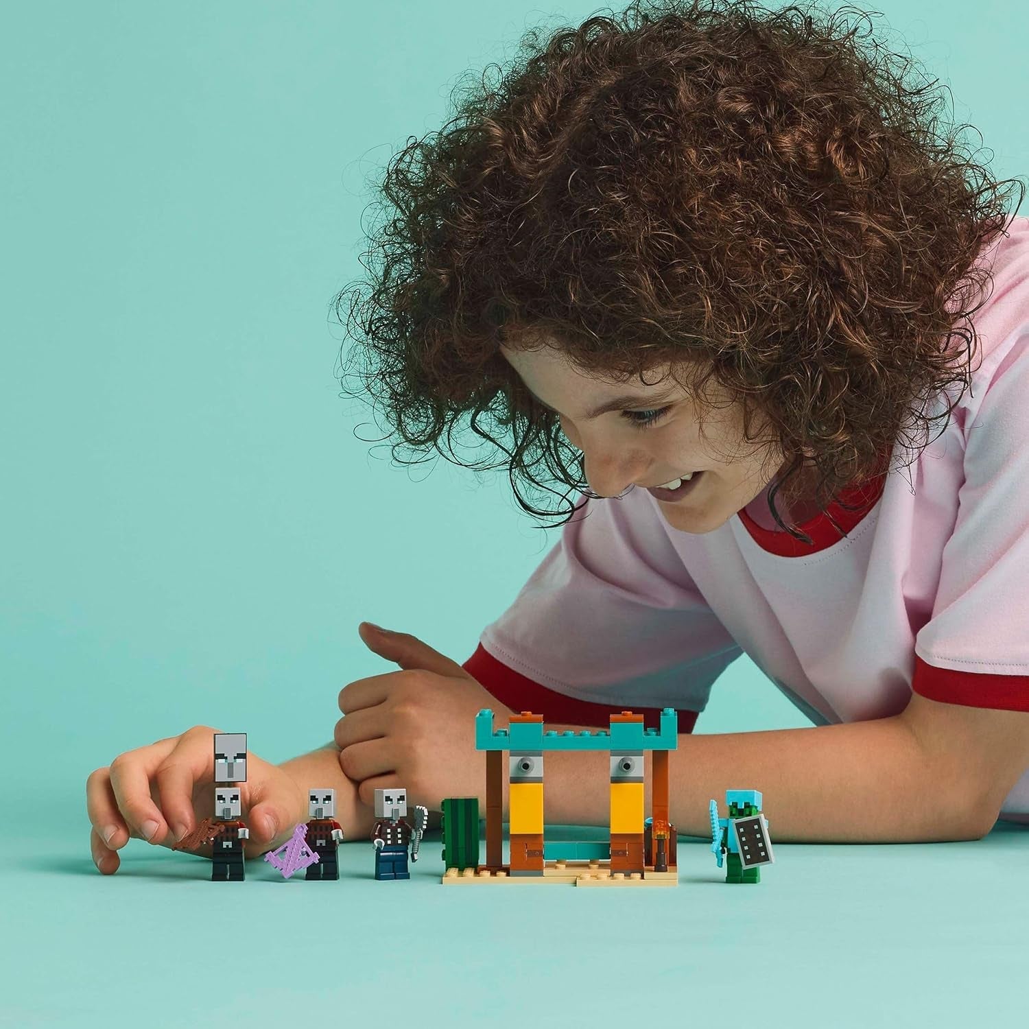 LEGO Minecraft Die Illager-Wüstenpatrouille - Gaming Spielzeug mit Figuren, darunter EIN Plünderer, EIN Vindikator und EIN Kaktusritter - Gamer Geschenk für Jungen und Mädchen ab 7 Jahren - 21267
