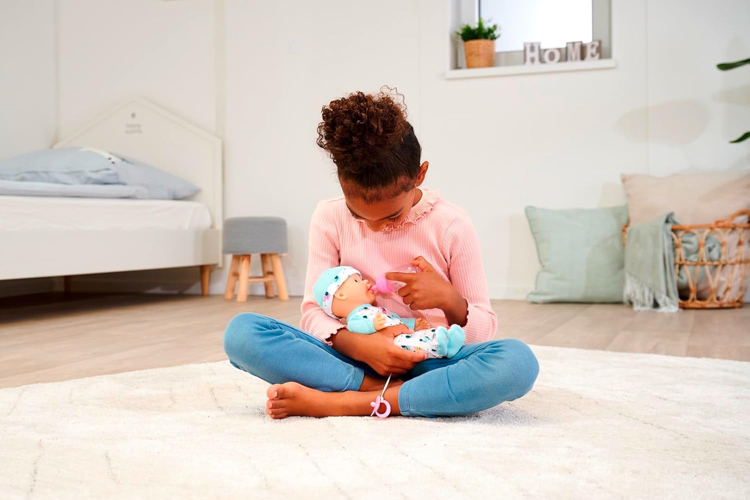 New Born Baby Little Elephant, păpușă din vinil cu funcție de băut și hrănit, biberon și suzetă, 30 cm, de la 2 ani Papusi Naty Shop