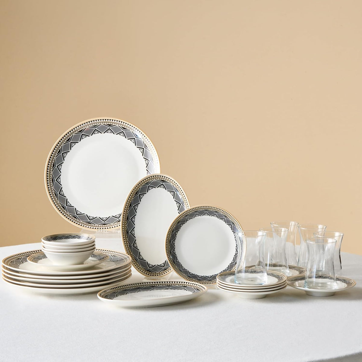 Karaca Globe - Ensemble de vaisselle et de vaisselle pour 6 personnes avec tasses, ensemble de vaisselle en porcelaine à 26 pièces avec tasse à thé, sous-tasse, service et plateau de table - Blanc