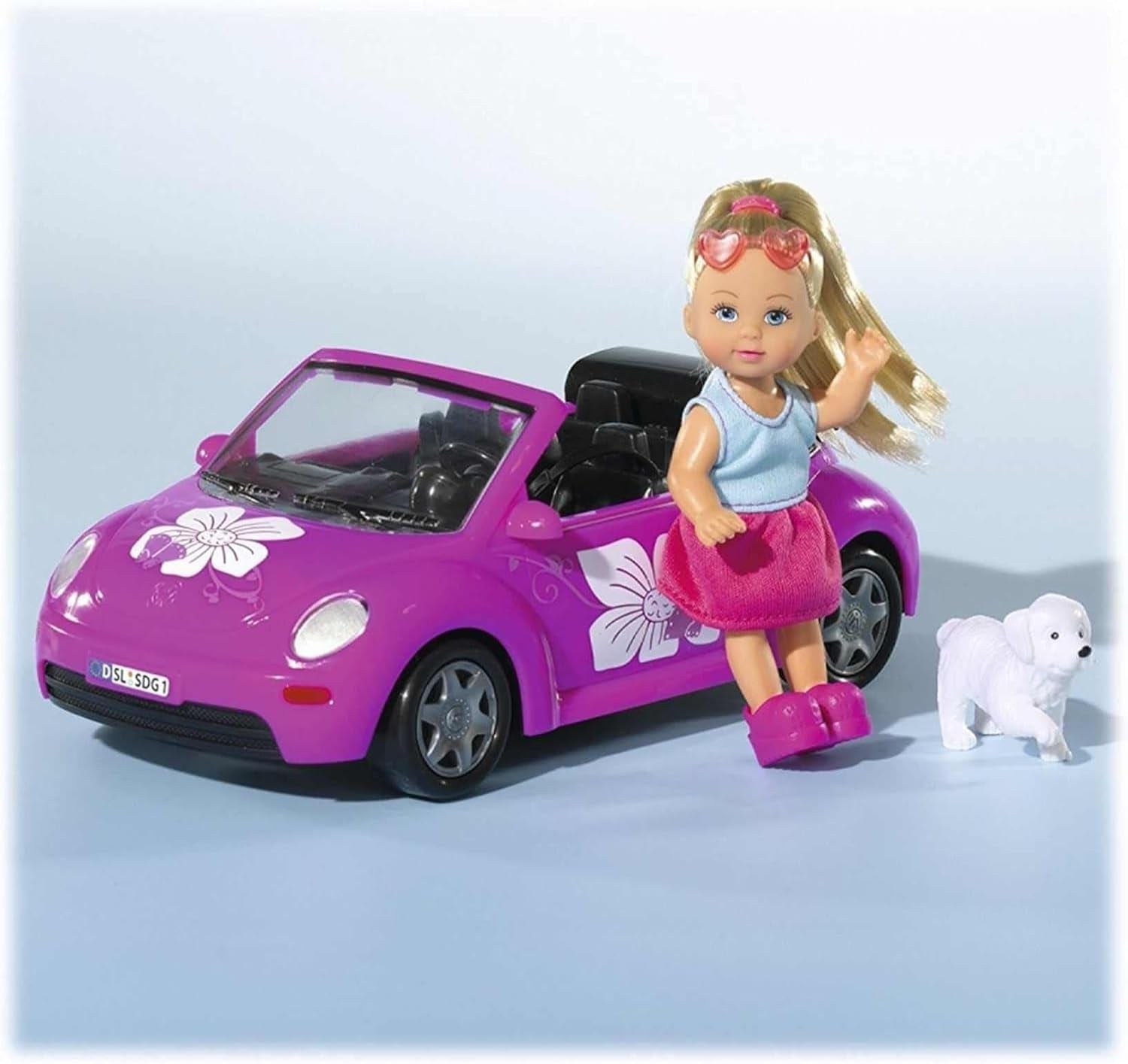 Simba 105731539 - Evi Love Beetle Evi's, Evi avec voiture, voiture : 22 cm, avec chien, poupée mannequin, 12 cm, pour enfants à partir de 3 ans