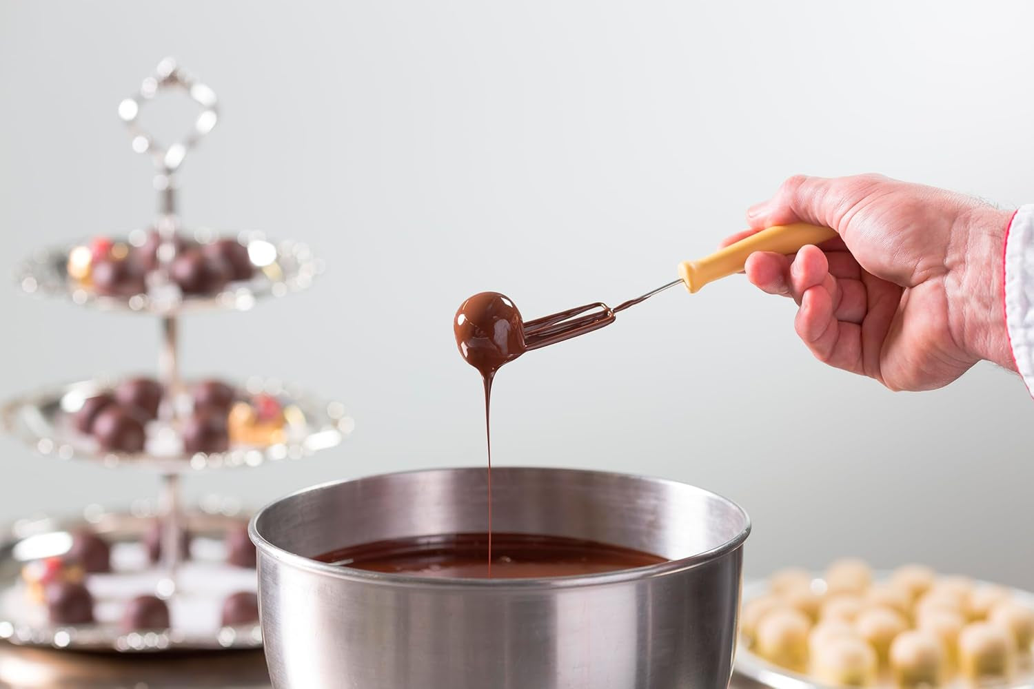 Boules Reber Mozart au chocolat noir, pack de 6 avec pâte d'amande et nougat, vegan - 1 x 120 g