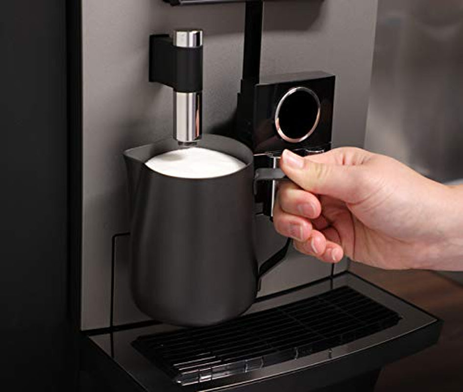 APS Pichet à lait - Pot à lait de haute qualité avec revêtement antiadhésif, en acier inoxydable - Parfait pour faire mousser le lait - Carafe universelle, noir, 600 ml