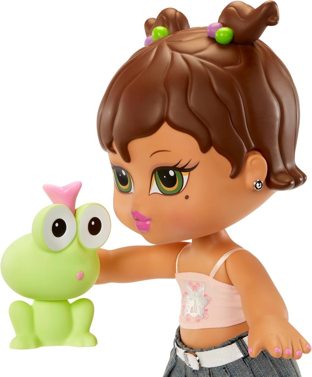 Bratz Big Babyz Yasmin – 34 cm große Sammlerpuppe, Inklusive Haustier, Accessoires und Echter Mode
