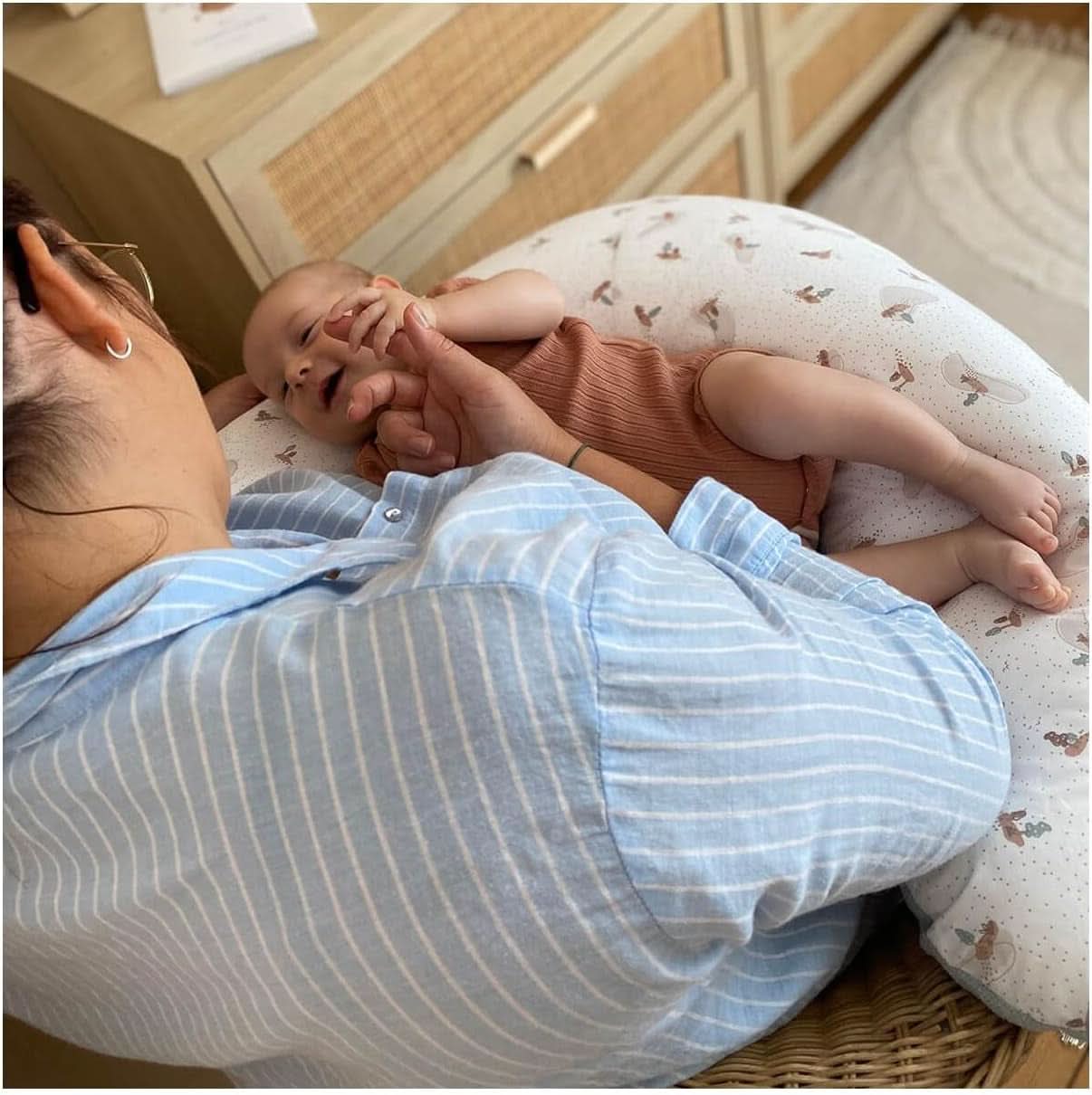 Pernă de sarcină - Pernă de alăptare - Pernă multifuncțională 2 în 1 - Husă detașabilă 78 X 44 cm Accesorii Hrana si Alaptare Bebe Naty Shop