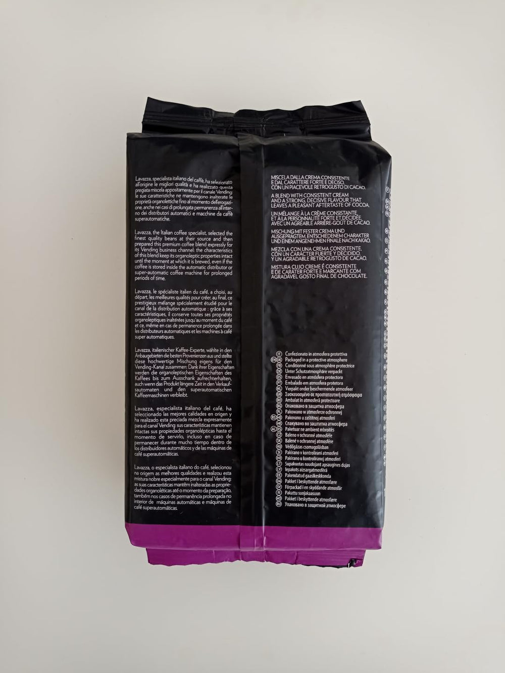 Lavazza Expert Gusto Forte Espresso - 1kg Ganze Kaffee-Bohne, 100% Robusta