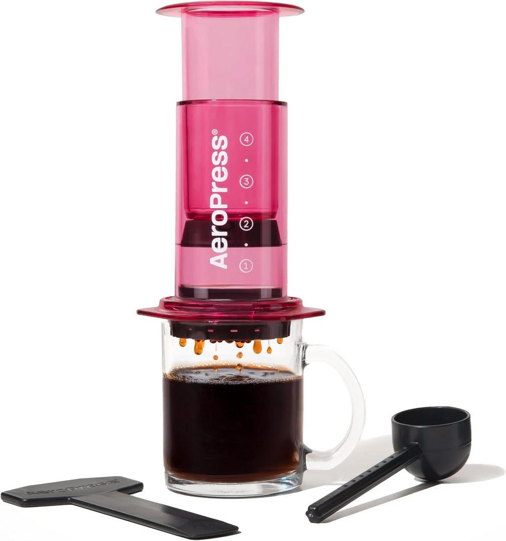 Machine à café et expresso originale AeroPress, cafetière portable de niveau Barista avec chambre, piston et filtres, machine à café et expresso rapide