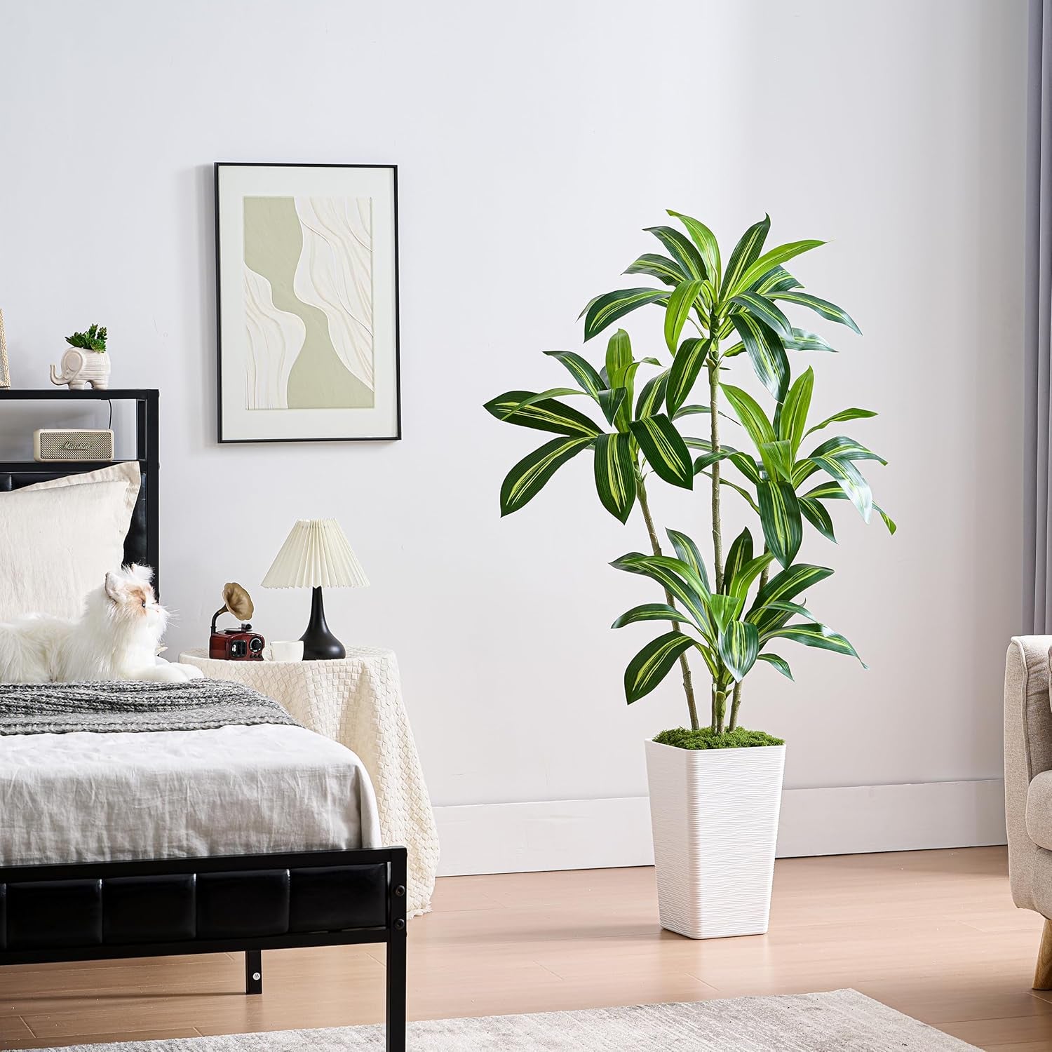 Künstliche Drachenbaum Pflanzen,Kunstpflanzen Groß Mit Weißes Hohes Pflanzgefäß,Kunstpflanzen Wie Echt Für Drinnen Und Draußen Haus Büro Moderne Deko,Artificial Plants Pflegeleicht (150Cm)