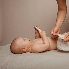 Suavinex Aqua Care Baby Wet Wipes 60 Count Lingettes nettoyantes 99 % d'eau Fibre végétale Aloe Vera Sans parfum Sans alcool Testé dermatologiquement Convient aux peaux sensibles