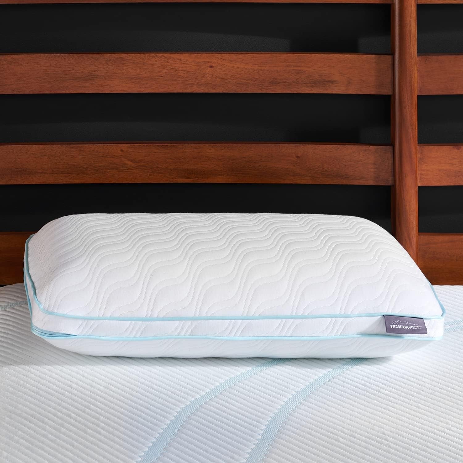 TEMPUR-PEDIC Oreiller Tempur-Cloud Prohi, mousse à mémoire de forme, blanc/jardin opulent, oreillers standard King Naty Shop