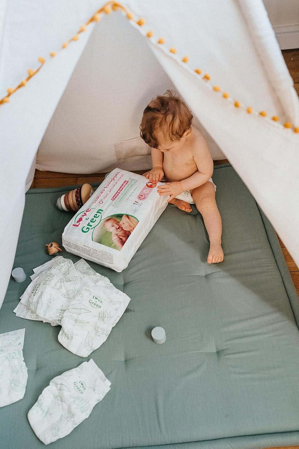 Love & Green, couches sans chlore, paquet pour 1 mois, taille 4 Mère et Enfant Naty Shop