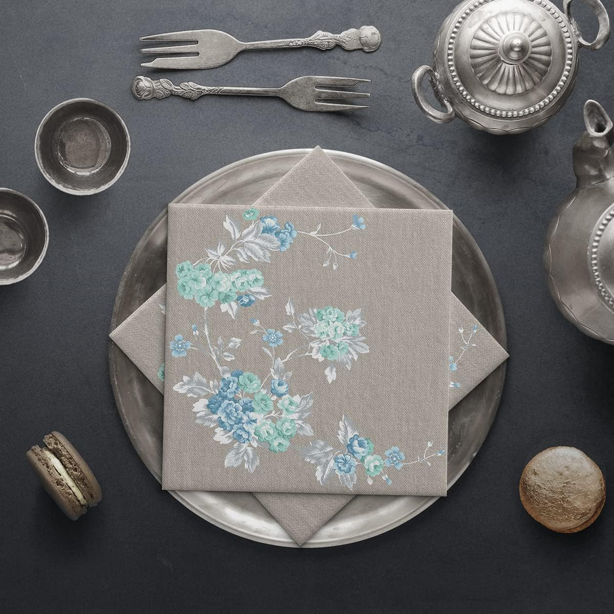 PAW - Serviettes 3 Plis (33 X 33 Cm) I 20 Pièces I Parfaites pour les Anniversaires, Fêtes, Mariages, Communions et Fêtes I Serviettes en Papier Colorées - Fleurs Élégantes I Couleur : Jardin Paisible