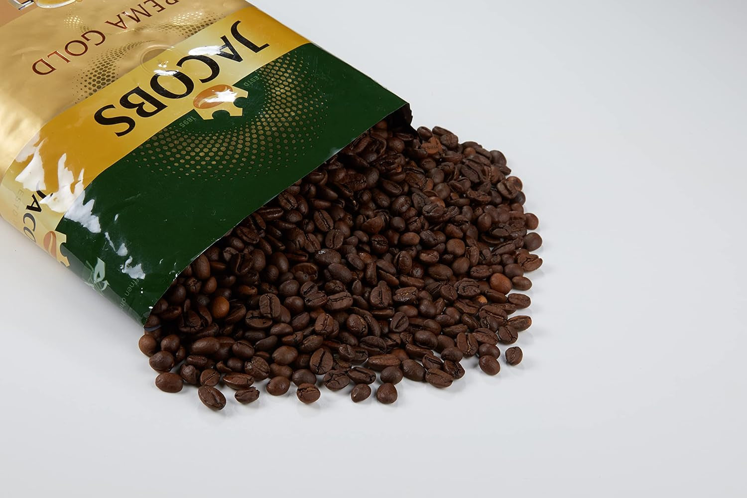 Café en grains Jacobs Café Crema Gold 1kg – Corsé, aromatique, aux notes fruitées, grains Arabica et Robusta, intensité 5/10, idéal pour Café Crema (pack de 3)