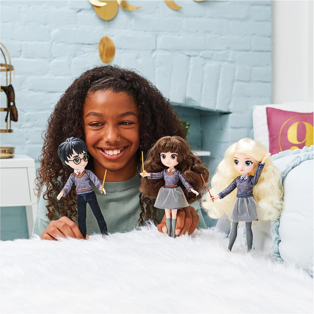 Wizarding World, Cho Chang Sammelpuppe in Harry Potter Hogwarts-Ravenclaw-Uniform mit Zubehör, Kinderspielzeug für Mädchen und Jungen ab 5 Jahren