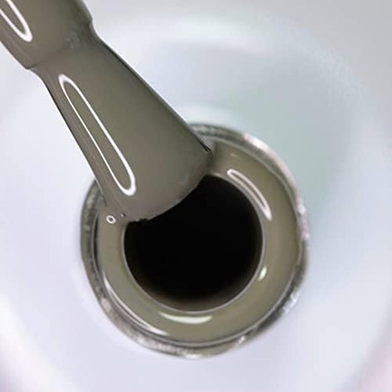 Vernis à ongles UV alessandro Striplac The Elephant Way – Délicat et longue tenue – S'enlève facilement grâce à la technologie de retrait – Vegan et cruelty-free – 8 ml