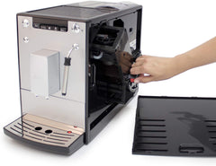 Melitta Solo & Milk - Machine à café fine entièrement automatique avec mousseur à lait, machine à café avec réservoir d'eau amovible, par ex. café ou cappuccino, argent