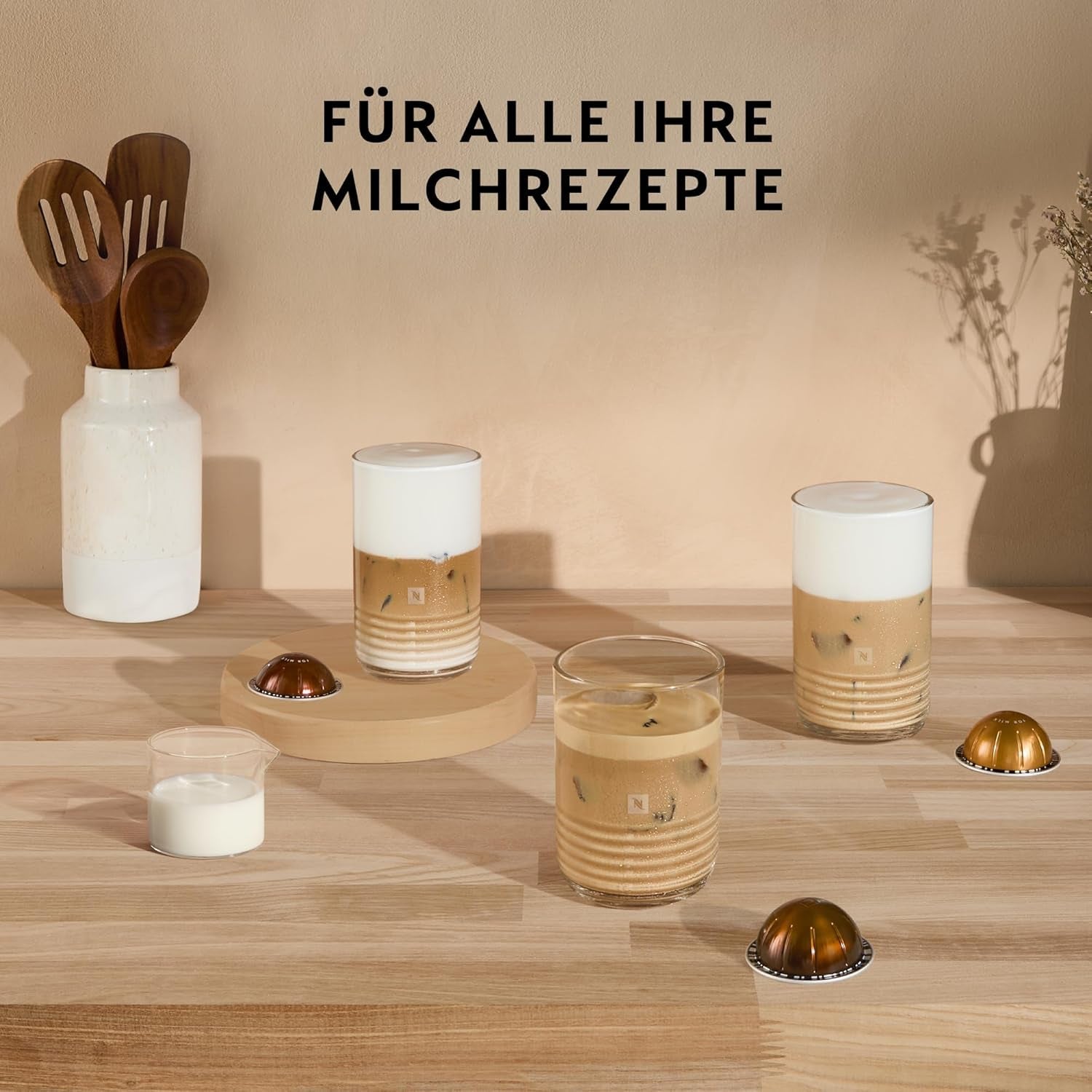 Machine à expresso avec capsules Nespresso Krups Vertuo Pop, capacité : 560 ml, reconnaissance automatique des capsules, système One Touch, 4 tailles de tasse, temps de chauffe raccourci, durable, Aqua Mint, XN9204