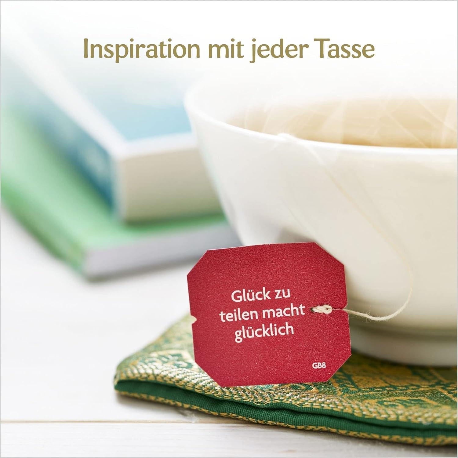 Yogi Tea Green Chai, thé épicé ayurvédique biologique, mélange de cannelle, menthe, thé vert, gingembre, cardamome et clou de girofle, 6 x 17 sachets de thé (102 sachets de thé au total)