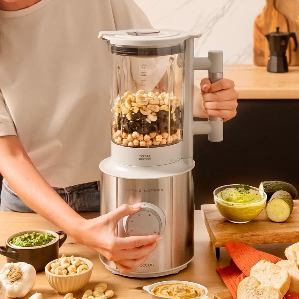Cecotec Batteur sur socle Grand Katana 2700MAX Total Destroy W. Maximalleistung 2700W, Gegenläufige Technologie, 8-Klingen-Messer Mit Schwarzer Titanbeschichtung, Thermoresistenter Krug 1.8L Mother and Child Naty Shop