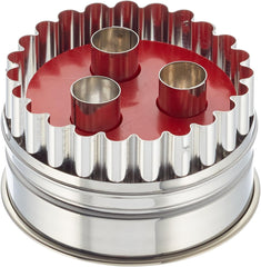 Städter 966339 Linzer grand moule à biscuits avec éjecteur, 3 trous, acier inoxydable, argent/rouge, 6,5 x 6,5 x 4 cm