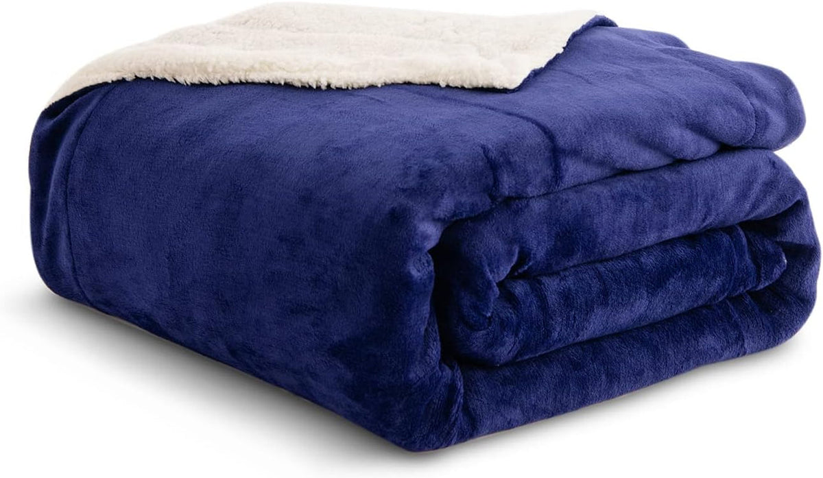 Couverture polaire Kono Sherpa, 150 x 200 cm, douce, confortable, moelleuse, réversible, microfibre, couvertures fixes pour lit, canapé, canapé (bleu marine, double/double) Lits et couvertures Besuche den KONO-Store Navy Twin/Double
