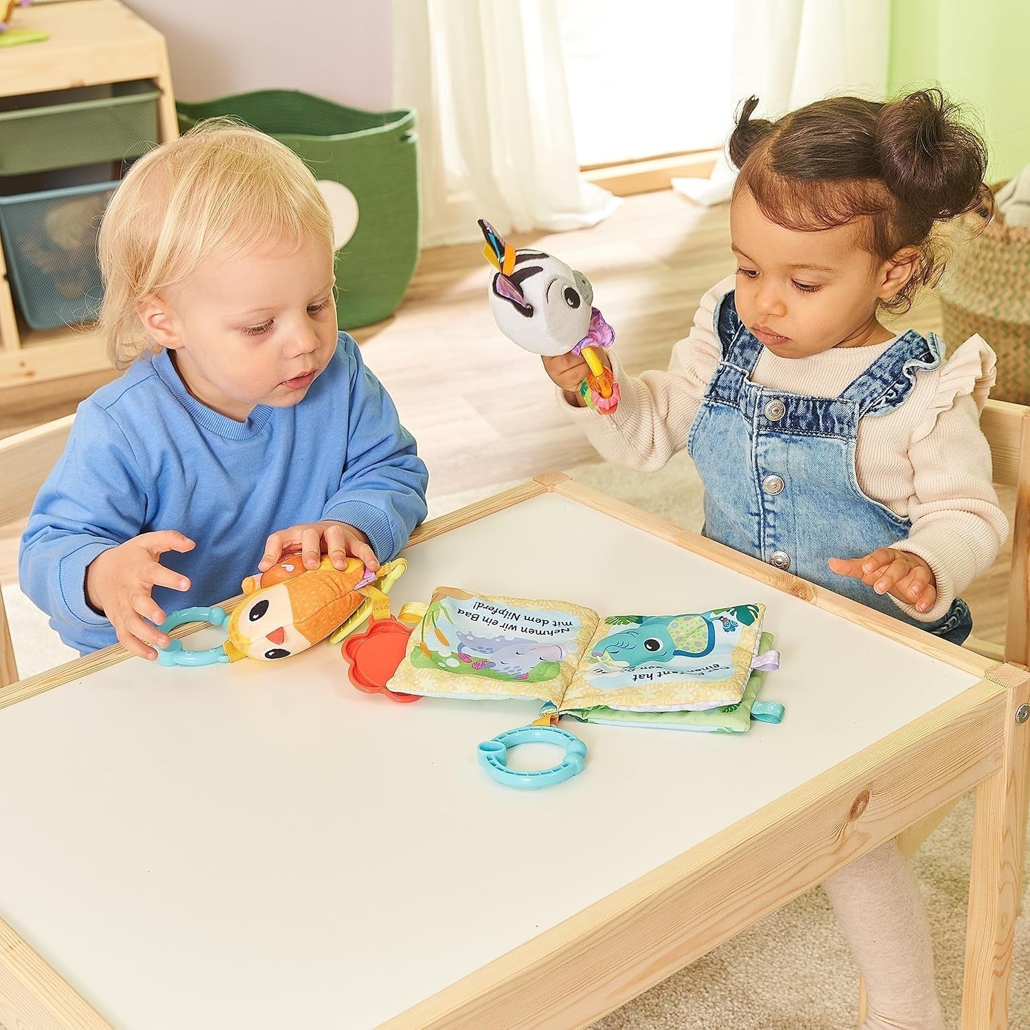 VTech Baby - Coffret Cadeau Bébé Amis des Animaux - Coffret de Jouets avec Livre en Tissu, Oiseau Chanteur et Hochet Zèbre - Pour 0-24 Mois Jouets pour Bébé Naty Shop