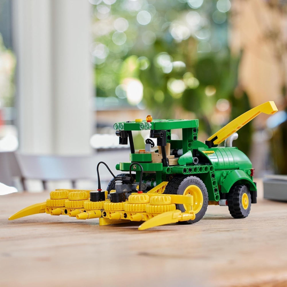LEGO Technic John Deere 9700 Ensileuse de fourrage pour enfants, jouet, tracteur, ferme, modèle de véhicule avec fonctions réalistes, cadeau pour garçons et filles de 9 ans, 42168 Ensembles de construction Besuche den LEGO-Store