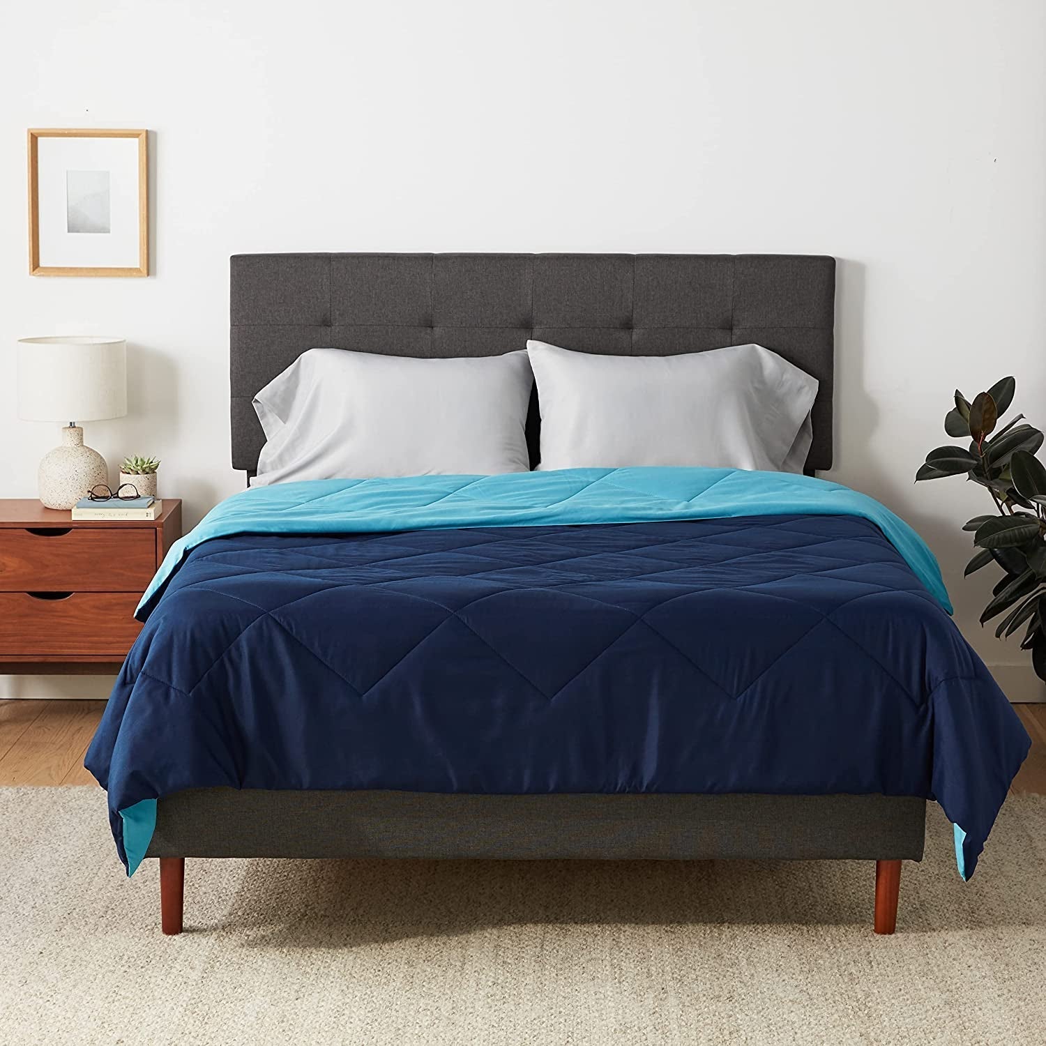 Housse de couette en microfibre Amazon Basics, utilisable des deux côtés, 220 X 240 Cm, gris/noir Couettes et couettes Naty Shop Bleu marine/bleu ciel 220X240 Cm