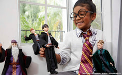 Mattel Harry Potter - Poupée de collection (26 cm environ) avec uniforme de Poudlard, robe et baguette de Gryffondor, jouet à partir de 6 ans FYM50 Figurines Naty Shop
