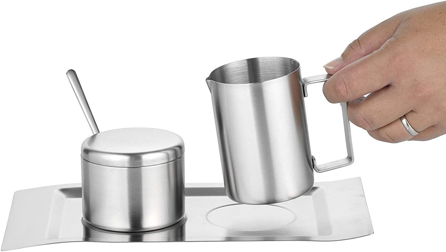 Set de 4 recipiente pentru lapte și zahăr, model Wave, 400-1655, fabricat din oțel inoxidabil 18/10 periat. Setul este format din câte o tavă din fiecare.