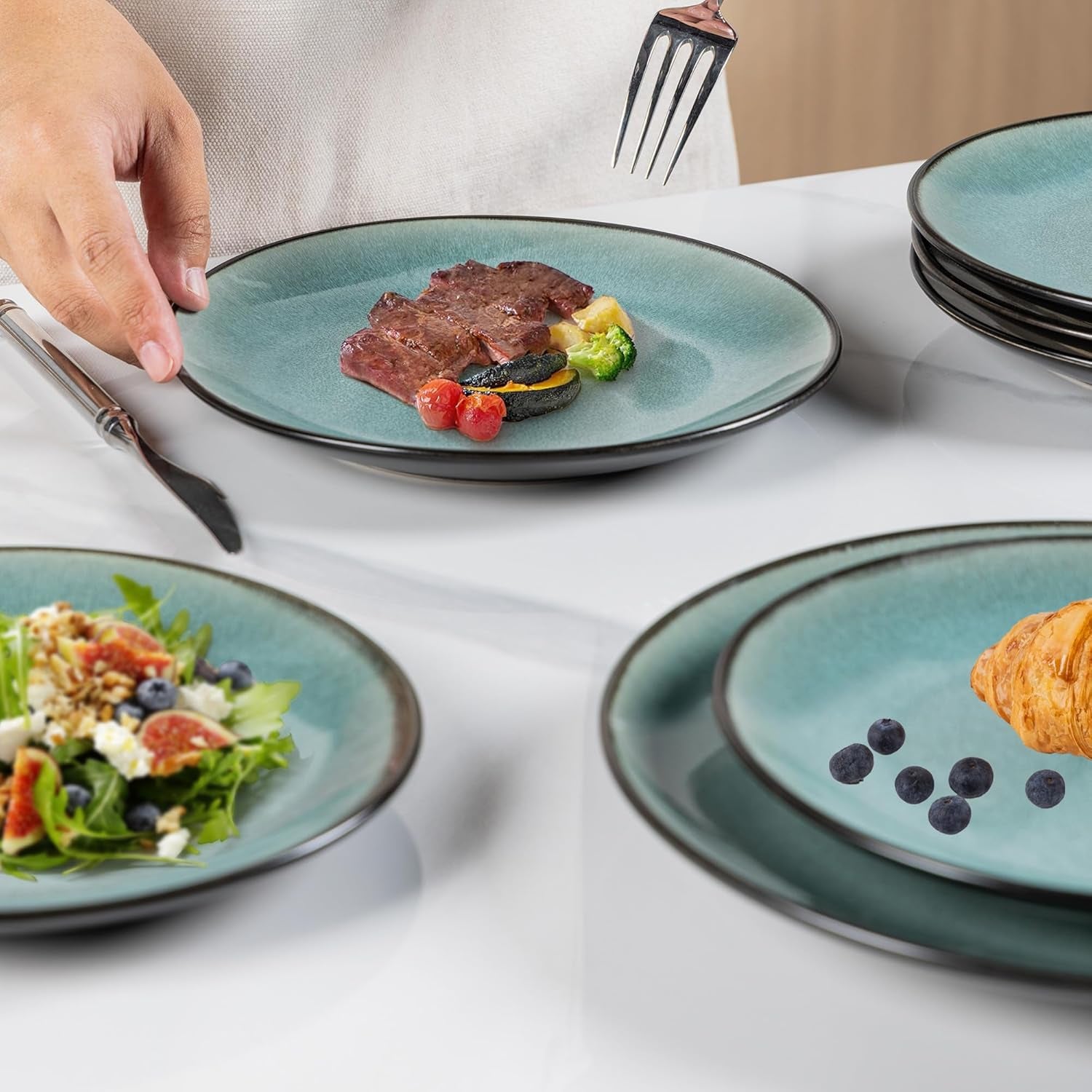 GBhome Service de table en porcelaine pour 4 personnes, 12 pièces, vernis réactif, fait à la main, passe au micro-ondes et au lave-vaisselle, ensemble de bols et d'assiettes, couleur essence GDW025WB-EU