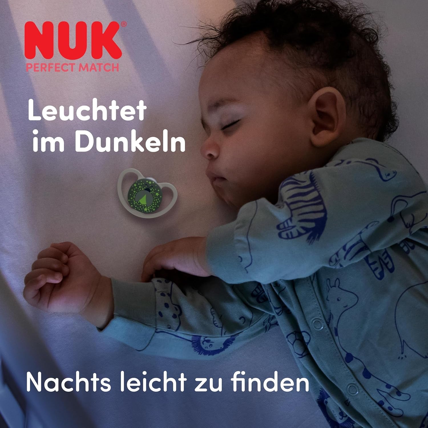 Sucettes NUK Perfect Match Air Night pour bébés | 0-6 mois | Sucettes qui brillent dans le noir qui favorisent la circulation de l'air et empêchent la bave | 95 % d'acceptation par les bébés** | Lion | Paquet de 2