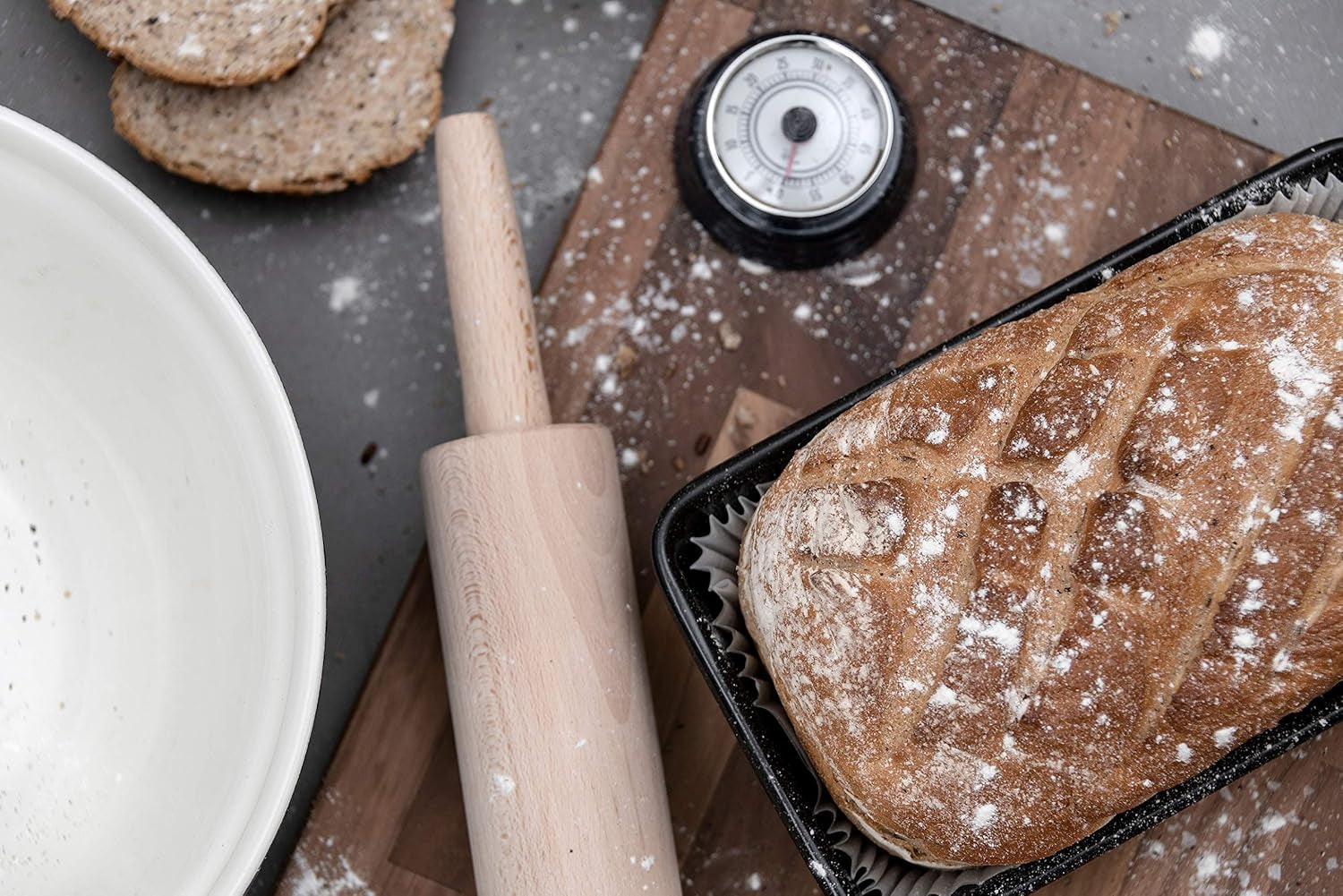 Sucitor din lemn de fag Tala – Sucitor rotativ cu mânere, suprafață netedă, durabil și ușor de curățat – Perfect pentru aluat, produse de patiserie, pâine și pizza – Lemn certificat FSC