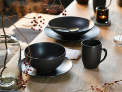 Creatable, 23146, Série SOFT TOUCH BLACK, Service de table 20 pièces, Service combiné en porcelaine, Passe au lave-vaisselle et au micro-ondes, Fabriqué au Portugal