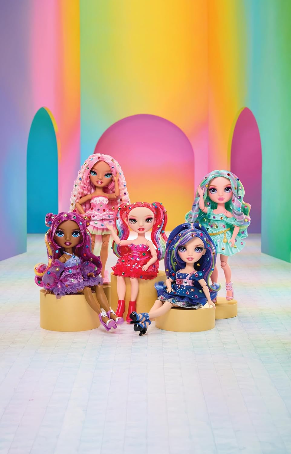 Rainbow High Be Dazzling - Adeline Rose - Poupée mannequin rose de 28 cm avec outil de décoration, pierres précieuses scintillantes et accessoires de coiffure