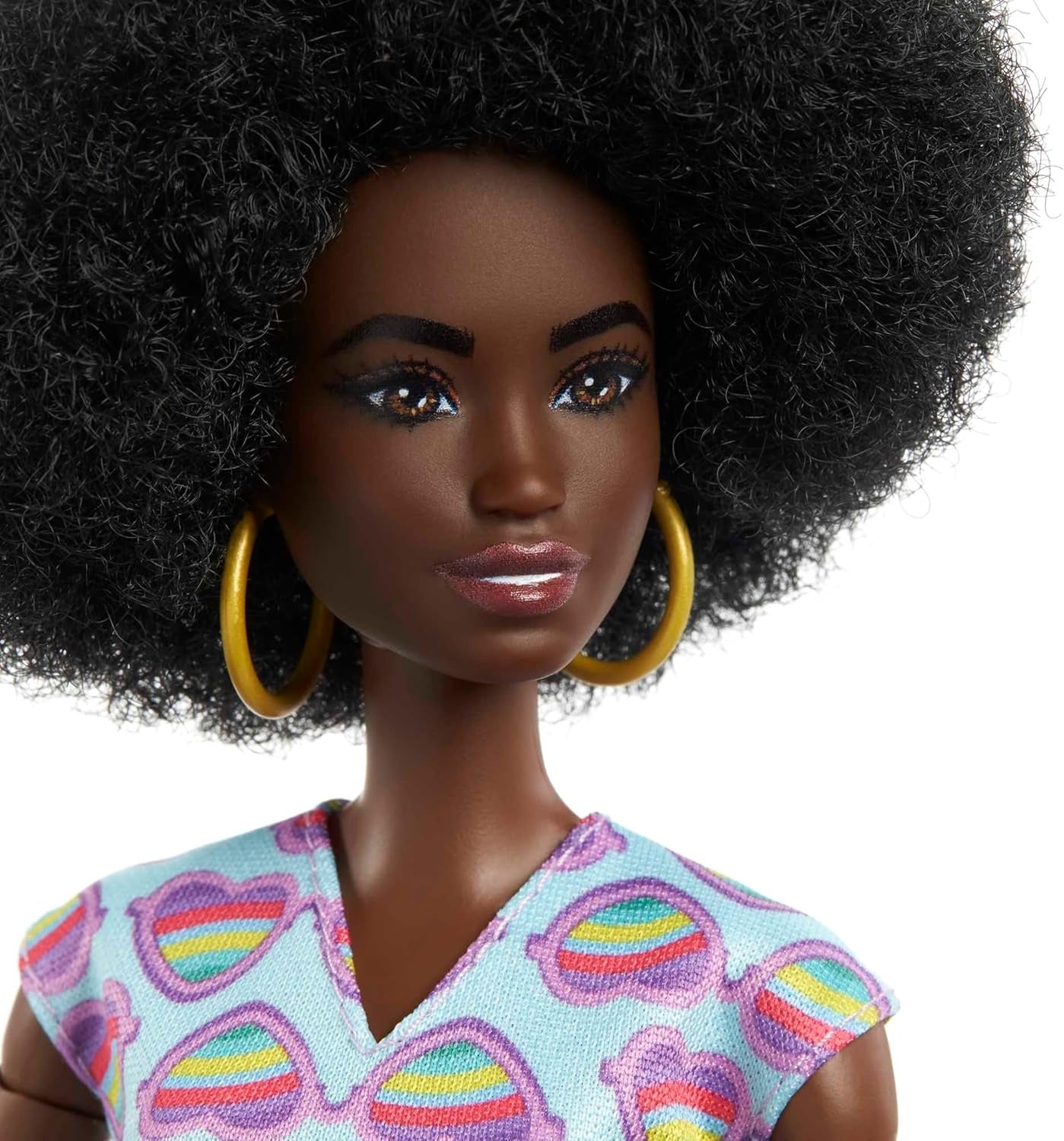 Barbie Fashionistas, mit schwarzen Haaren, im Rollstuhl mit farbigem Overall, Rollstuhl mit Rampe, inkl. Puppe, Geschenk für Kinder, Spielzeug ab 3 Jahre,HJT14
