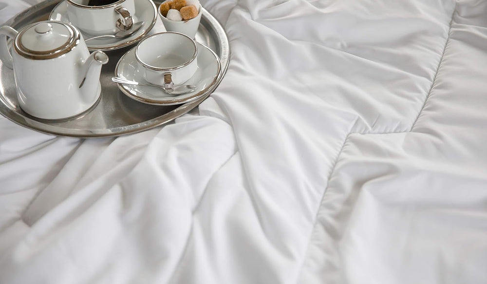 COLAS NORMAND - Couette contre les acariens et les bactéries - Tempérée - 280 X 240 Cm - Effet longue durée - Hygiène parfaite - Microfibre - Doux et confortable - Lavable Couettes et couettes Naty Shop