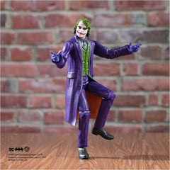 DC Comics the Dark Knight - Figurine Joker Connu de la trilogie légendaire le Dark Knight en 30cm. A partir de 3 ans Figurines Naty Shop