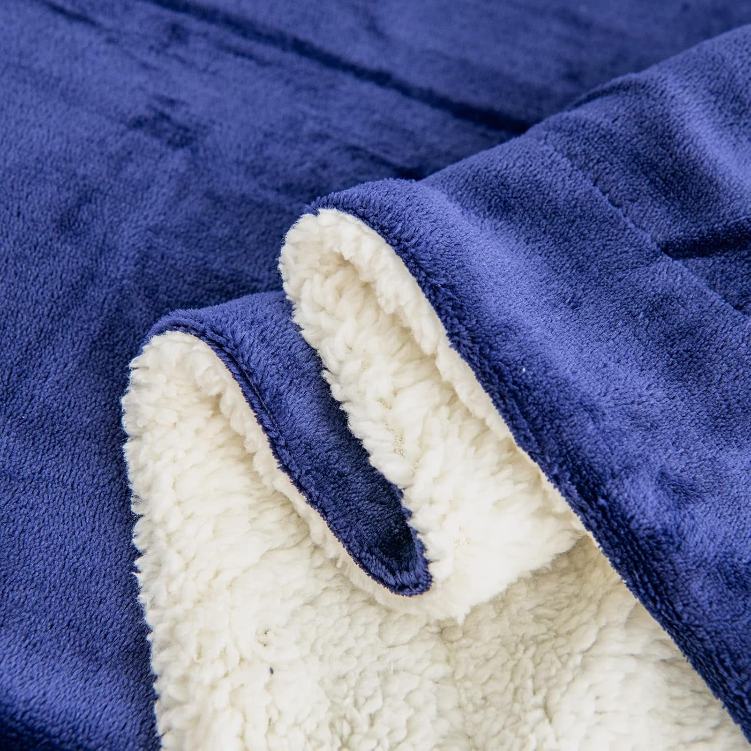 Couverture polaire Kono Sherpa, 150 x 200 cm, douce, confortable, moelleuse, réversible, microfibre, couvertures fixes pour lit, canapé, canapé (bleu marine, double/double) Lits et couvertures Besuche den KONO-Store