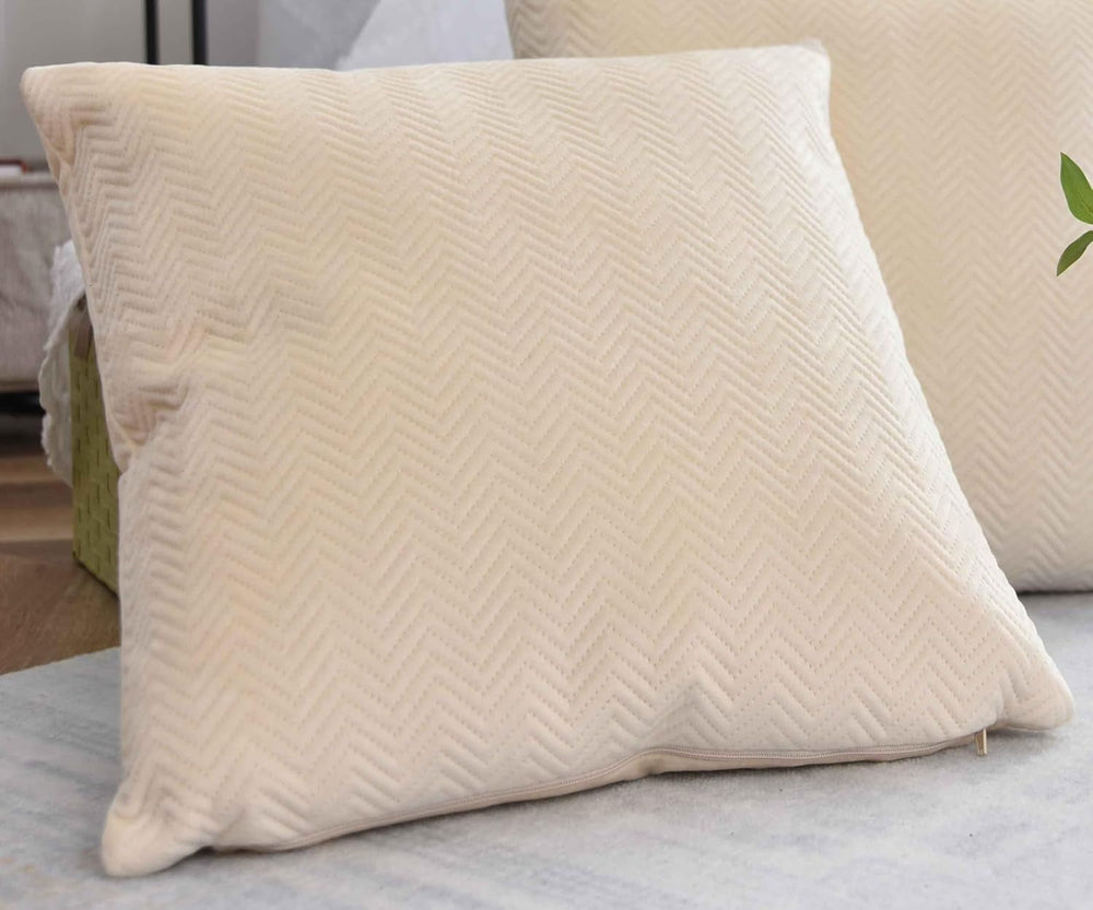 Coussin décoratif à rideaux Lxl 45 x 45 cm Jacquard vert « Greta » avec motif à chevrons Entretien facile Fermeture à glissière Remplissage doux 320 g - Couleurs assorties, 2023510 Oreillers de voyage Naty Shop Crème