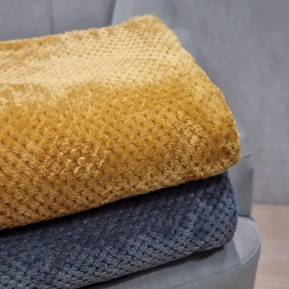 Couvre-lit HOMLA Noah 220 X 240 Cm - couvre-lit canapé couverture confortable - moelleux et doux - gris polyester Lits et couvertures Besuche den HOMLA-Store