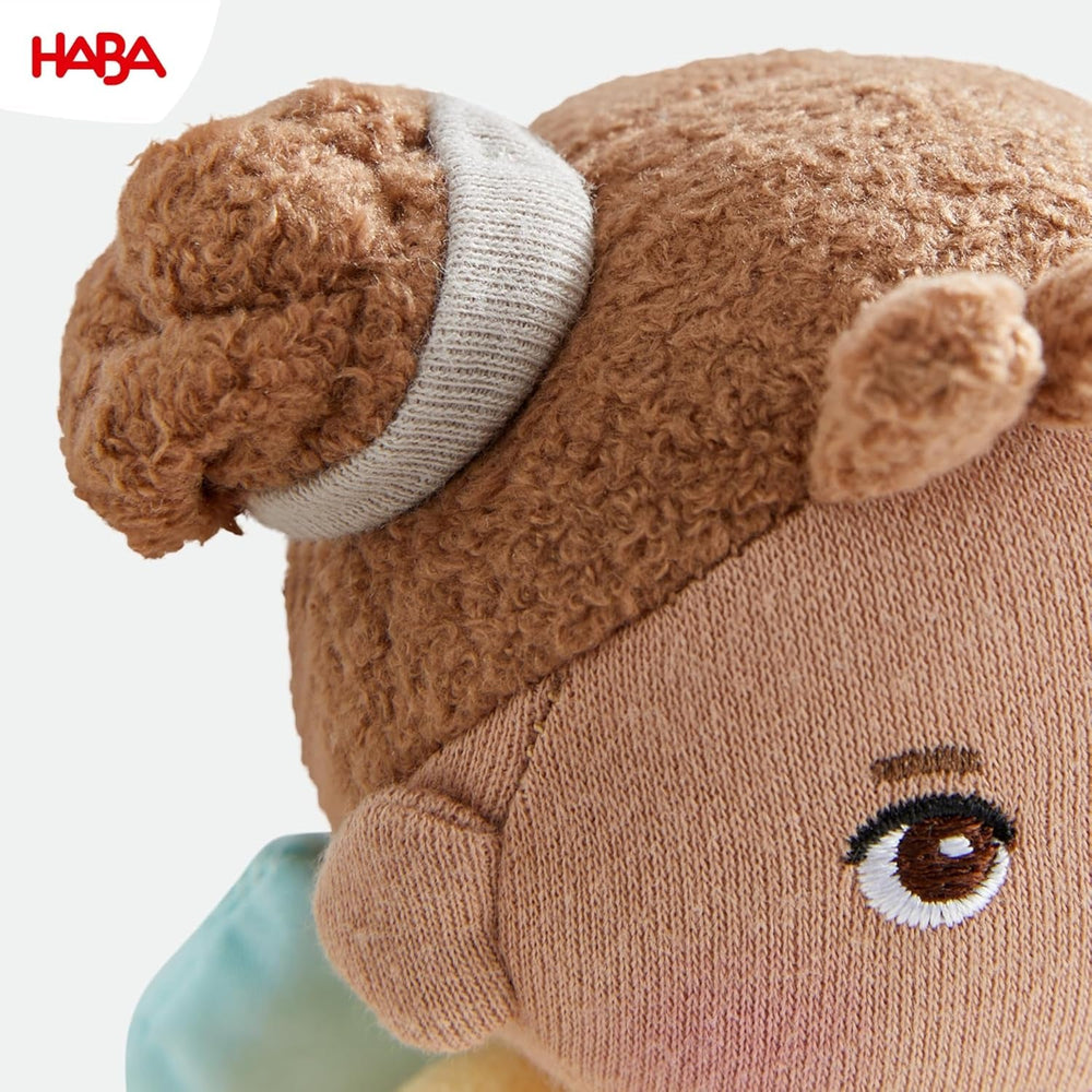 HABA Schutzengel Holly – Kuscheliges Stoffpüppchen (15 cm), perfektes Willkommensgeschenk für Babys & Kleinkinder – Waschbar bei 30 °C – 2011871001