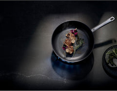 WMF Profi Resist poêle à induction 28 cm Casseroles et poêles Naty Shop