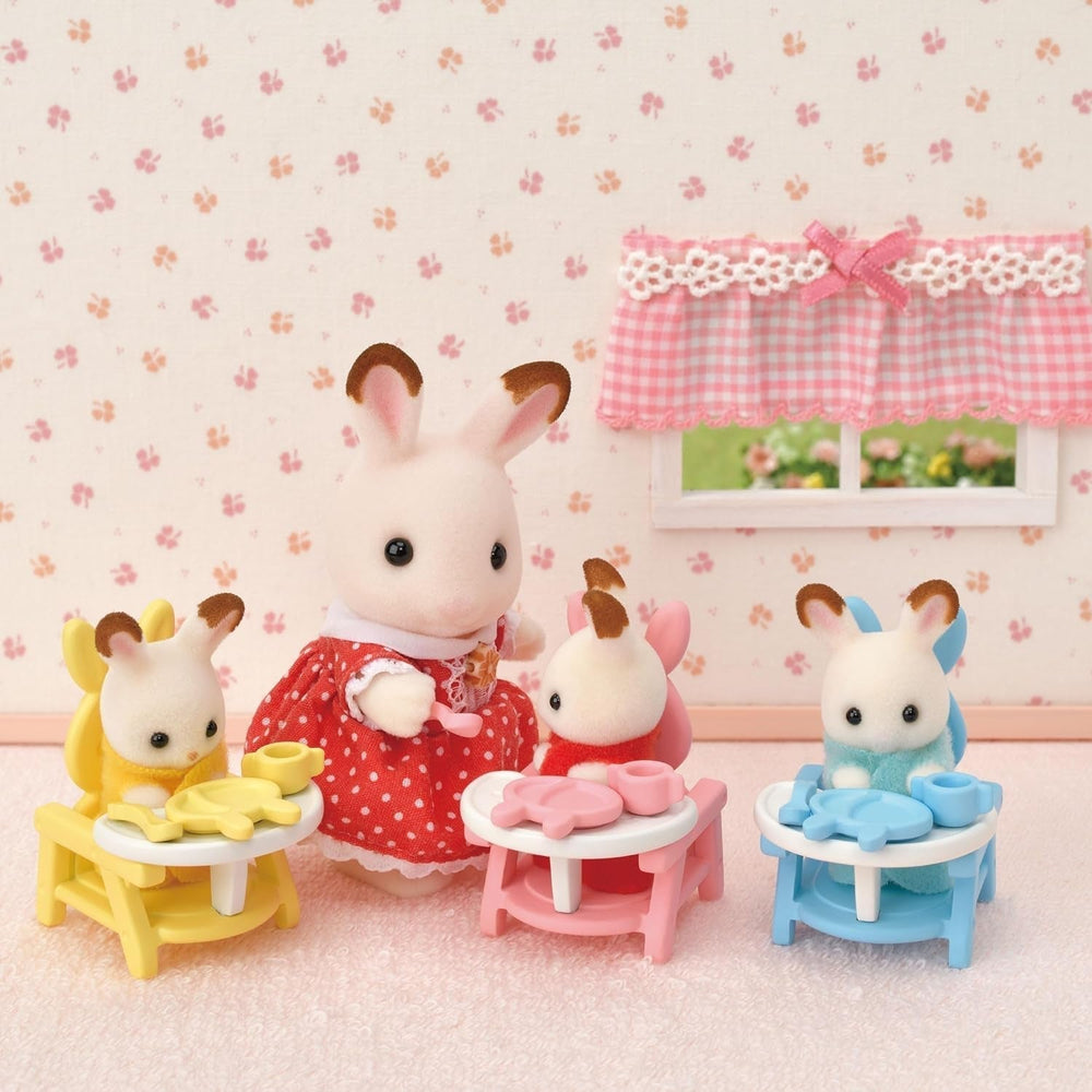 Sylvanian Families L5532 Kit de démarrage triplets - Ensemble de jeu pour maison de poupée Naty Shop Dolls